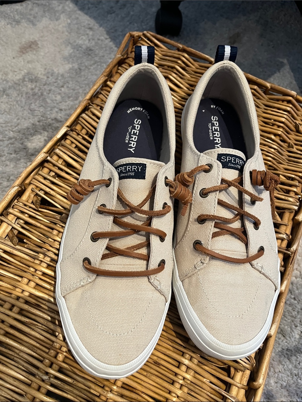 WOMEN’S SPERRY TOP SIDER SNEAKER